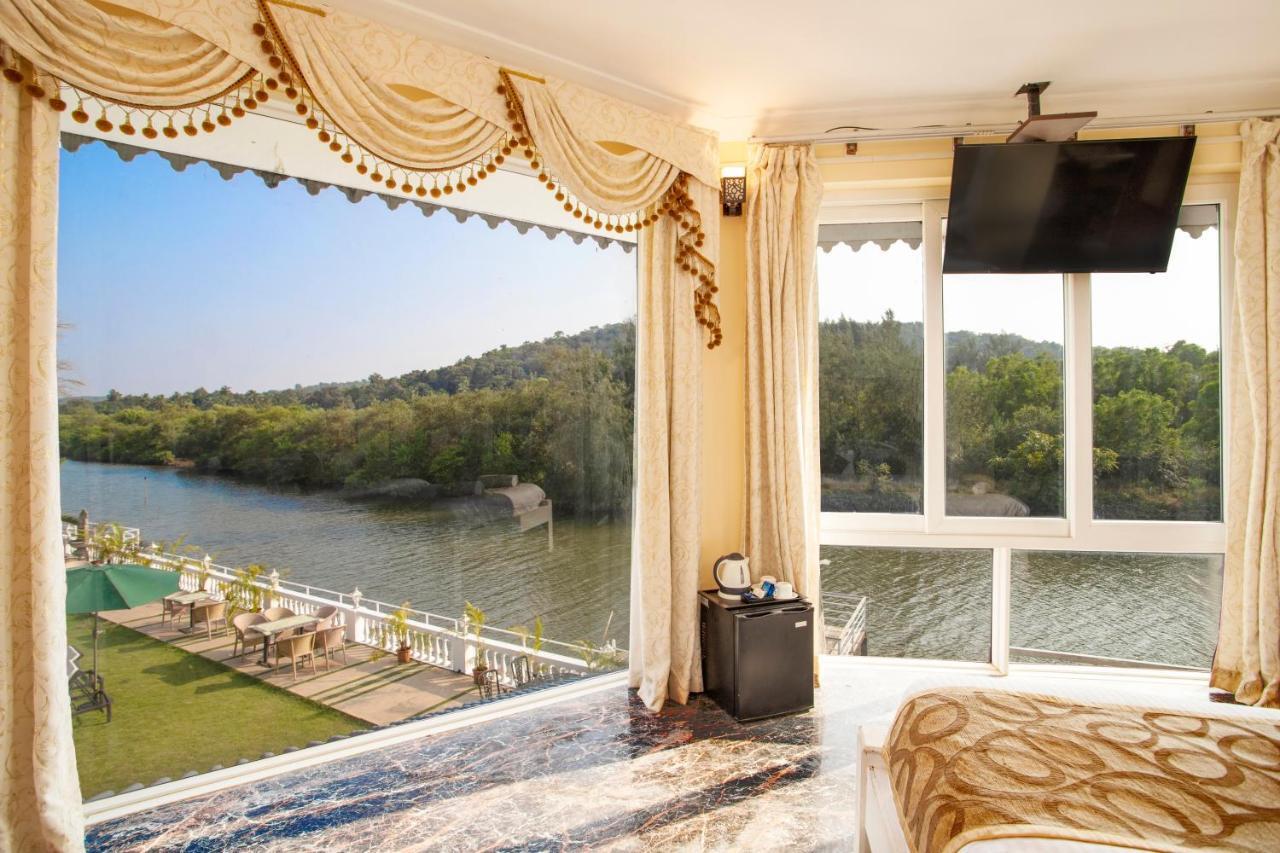 Stone Wood Riverfront Resort Сиолим Екстериор снимка